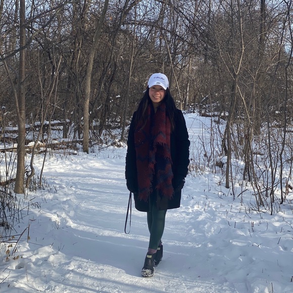 Meet your Posher, Andrea - Picture 1 of 1